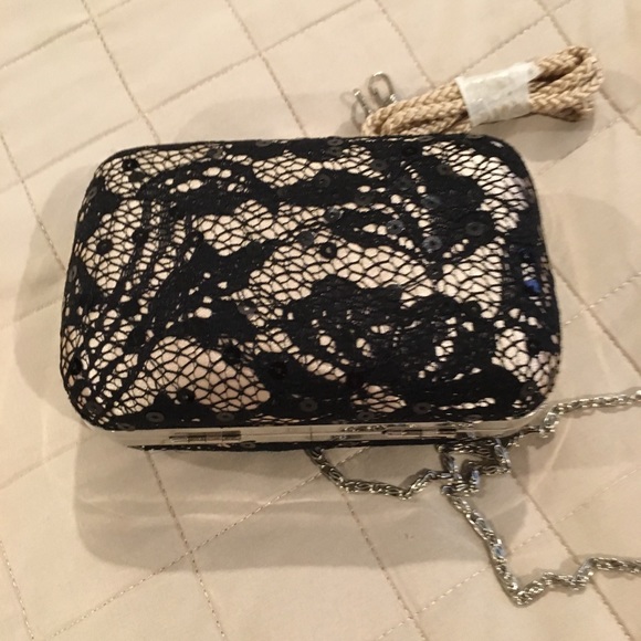 SMALL ELEGANT EVENING PURSE - Picture 7 of 11